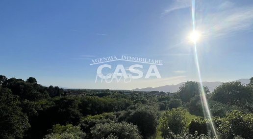 Foto Casa indipendente a Santa Maria a Monte Centro di 350 m² con 8 locali