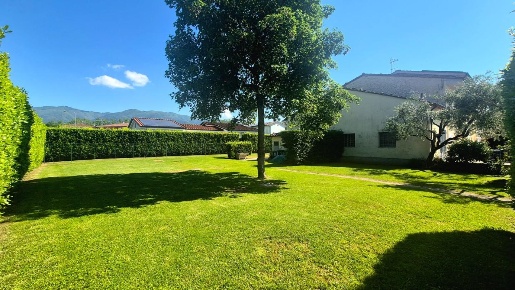 Foto Casa indipendente a Capannori Camigliano di 150 m² con 6 locali