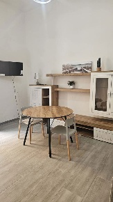 Foto Appartamento in Vico de Giovio 5, Brindisi Centro Storico di 65 m²