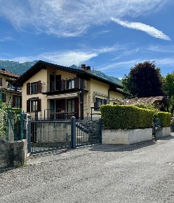 Foto Villa singola in Via Roma 83 C, Centro Valle Intelvi di 185 m²