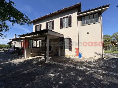 Foto Villa bifamiliare in Via PONTINA 148 50, Terracina Borgo Hermada