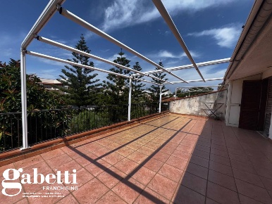 Foto Appartamento in Via Marina 1, Gioiosa Marea San Giorgio di 130 m²