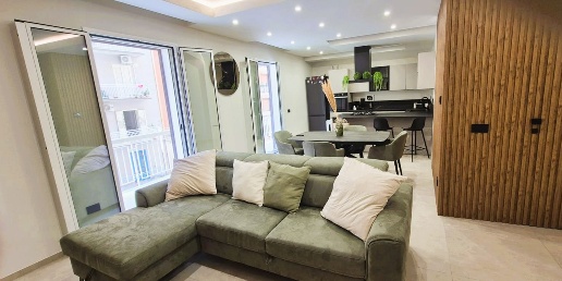 Foto Appartamento in Via Dante 76, Agrigento di 101 m² con 3 locali