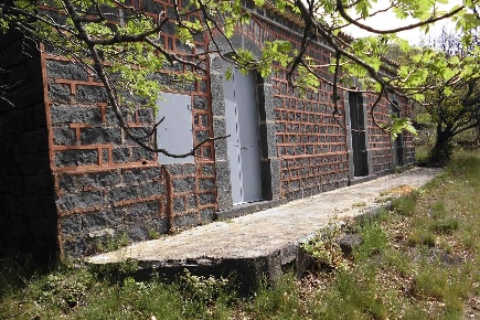 Foto Rustico a Nicolosi di 94 m² con 3 locali in vendita