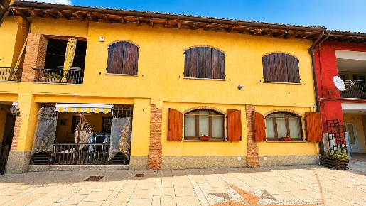 Foto Appartamento in VIA TRIESTE 15/A, Pontoglio di 157 m² con 3 locali