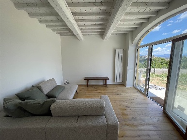 Foto Villa a schiera a Lastra a Signa Centro di 115 m² con 5 locali