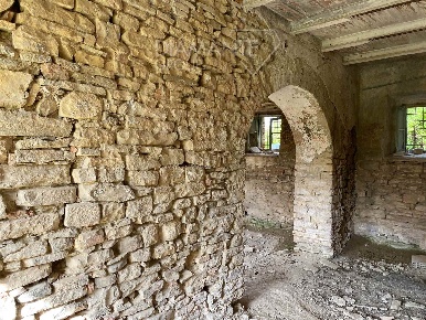 Foto Rustico a Gubbio Centro di 180 m² con 4 locali in vendita