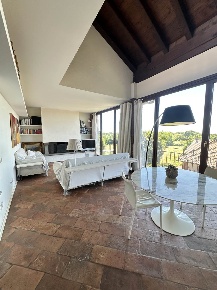 Foto Attico in corte  sant'anna 1, Usmate Velate Velate di 175 m²