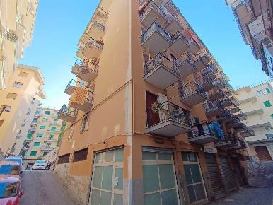 Foto Appartamento a Salerno Pastena - Pastena Alta di 75 m² con 3 locali