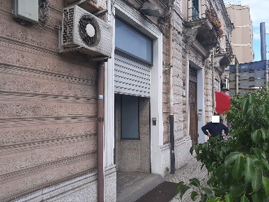 Foto Locale commerciale in Piazza  Stazione 18, Messina di 60 m² in affitto