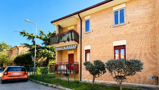 Foto Appartamento a Trieste Borgo San Sergio di 99 m² con 5 locali