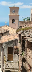 Foto Casa indipendente in Via Santo Spirito 18, Bova di 52 m² con 2 locali