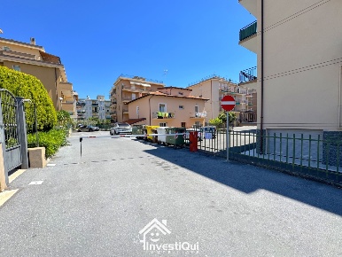 Foto Posti auto in Via Milano 303, Pietra Ligure Centro di 12 m² in vendita