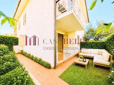 Foto Appartamento a Camaiore Lido di Camaiore di 75 m² con 4 locali