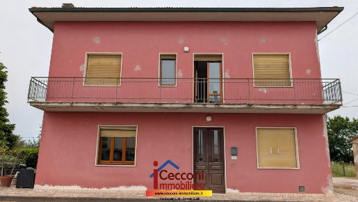 Foto Casa indipendente a Cerreto Guidi Stabbia di 120 m² con 5 locali