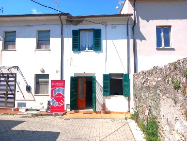 Foto Casa indipendente a San Giuliano Terme Pontasserchio, Pappiana