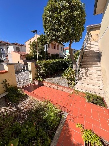 Foto Appartamento a Cecina Marina di Cecina di 70 m² con 3 locali