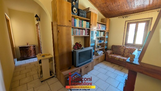 Foto Appartamento a Cerreto Guidi Centro di 90 m² con 5 locali in vendita