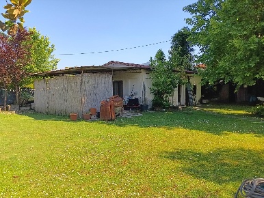 Foto Casa indipendente a Massa Ronchi - Poveromo di 60 m² con 3 locali