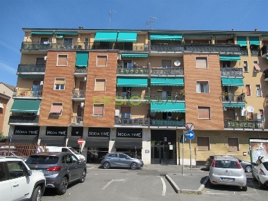 Foto Appartamento in Via Rossini, Cinisello Balsamo Borgo Misto di 96 m²