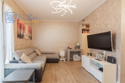 Foto Appartamento in Via Roma, Pioltello Centro di 110 m² con 4 locali