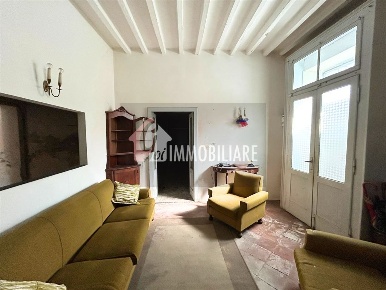 Foto Casa indipendente in VIA BIOLCHI, Gussola di 306 m² con 11 locali