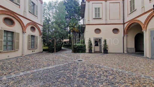 Foto Appartamento in Piazza Roma, Como Centro Storico di 89 m² con 2 locali