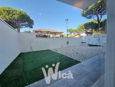 Foto Appartamento a Cervia di 114 m² con 4 locali in vendita