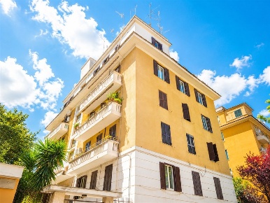 Foto Attico a Roma di 75 m² con 3 locali in affitto