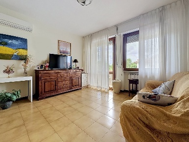 Foto Appartamento a San Miniato di 100 m² con 5 locali in vendita