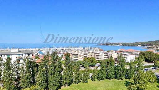 Foto Appartamento in Via Gioacchino Rossini, Rosignano Marittimo di 100 m²