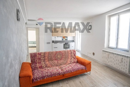 Foto Appartamento in Via Corridoni 4, Gavirate Centro di 77 m² con 3 locali