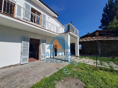 Foto Appartamento a Empoli di 105 m² con 4 locali in affitto
