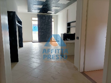 Foto Attività commerciale a Empoli di 70 m² con 1 locali in affitto