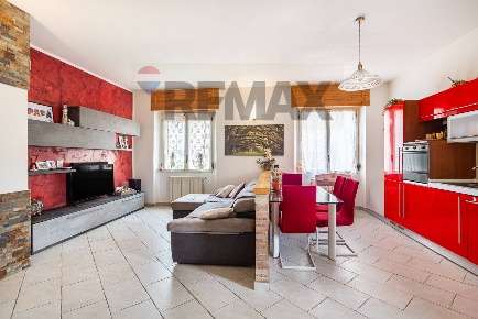 Foto Appartamento in Via Vittorio Emanuele II 34, Valera Fratta di 74 m²