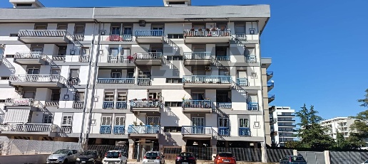 Foto Appartamento in Via Francesco Pascazio 1, Bari Japigia di 141 m²