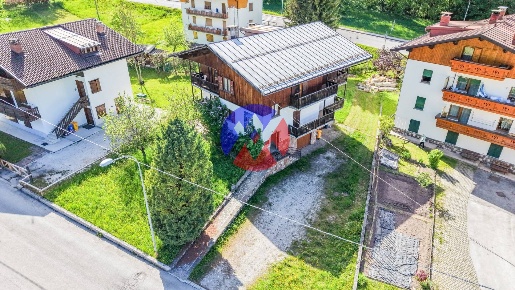 Foto Case semi ndipendenti in Via Focobon 6, Falcade Pie' Falcade di 290 m²