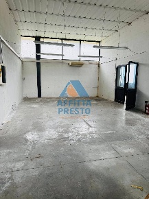 Foto Magazzino a San Miniato di 80 m² con 1 locali in affitto