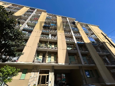 Foto Appartamento in Via Sacheri 13, Genova Marassi di 86 m² con 6 locali