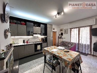 Foto Appartamento in via nino ciabattoni, Spinetoli Pagliare di 70 m²