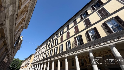 Foto Ufficio in Via Fratelli Rosselli 28, Novara Centro Storico di 130 m²