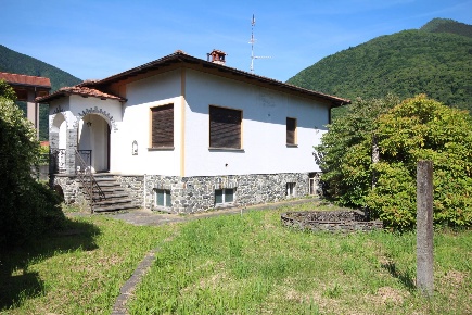 Foto Casa indipendente in Via Crocifisso, Cannobio Centro di 173 m²
