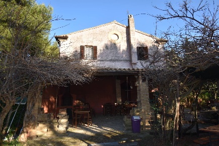 Foto Villa unifamiliare in Contrada Pianacciole, Ripatransone di 400 m²