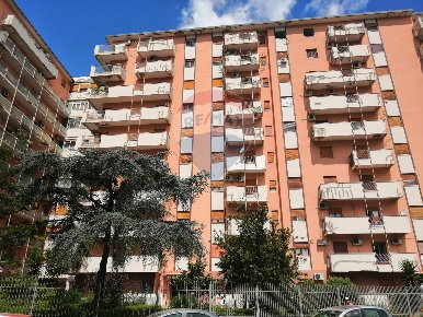 Foto Appartamento in Viale Regione Siciliana Nord Ovest 3350, Palermo