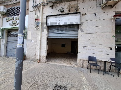 Foto Locale commerciale in Viale Tunisi 73, Siracusa Grottasanta - Tunisi