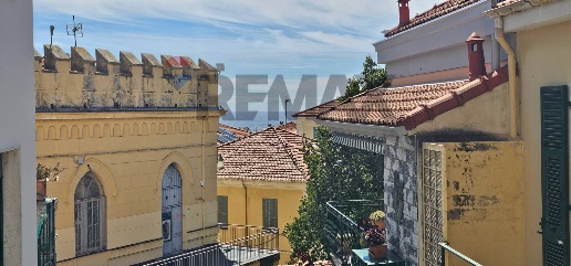 Foto Appartamento in via Marsala 36/34, Sanremo Bussana di 160 m²