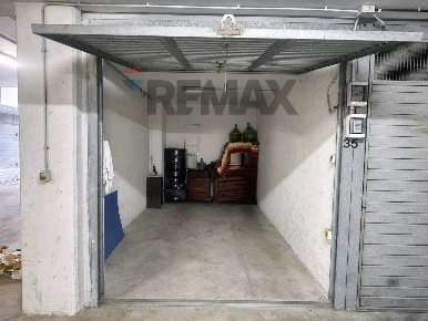 Foto Appartamento a Roma Fonte Ostiense di 19 m² con 1 locali in vendita