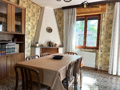 Foto Appartamento in Via San Savino, Torri in Sabina Centro di 150 m²