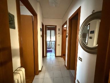 Foto Appartamento in Via ADRIA Via Po 0, Adria Centro di 90 m² con 4 locali