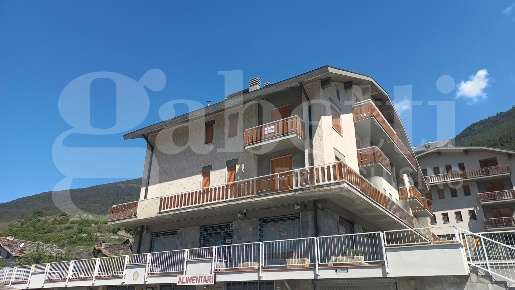 Foto Appartamento in Via XXV Aprile 119, Oulx Savoulx di 55 m² con 2 locali